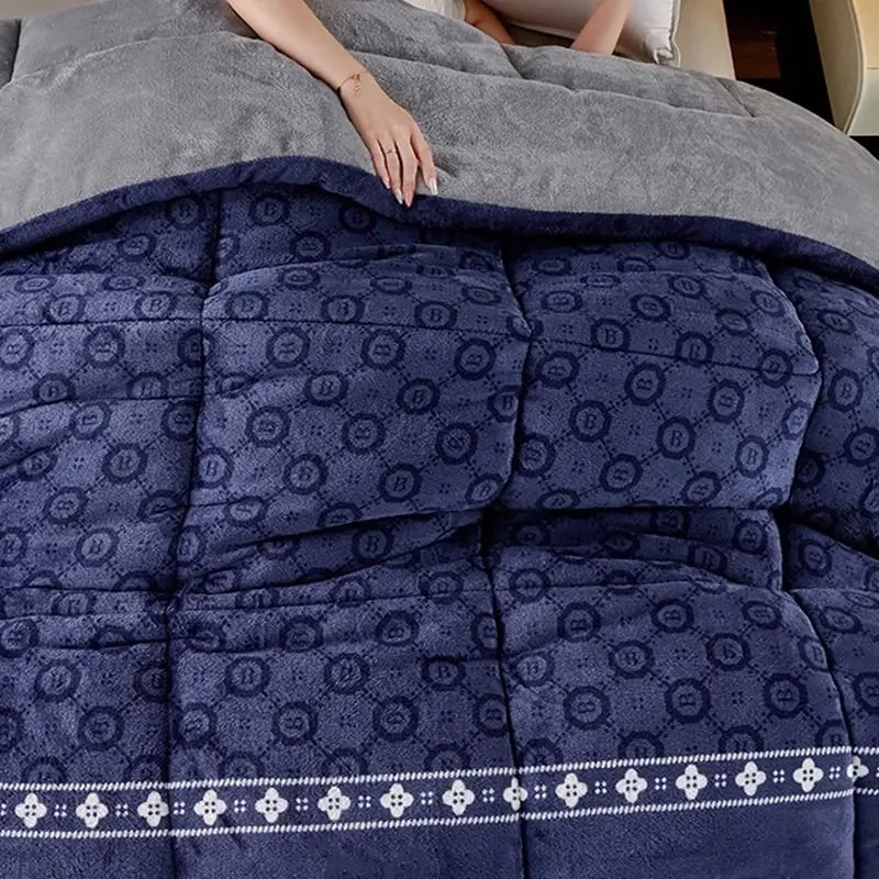 Super Large Extra Warm Winter Sherpa Quilted Blanket 200x300cm Navy