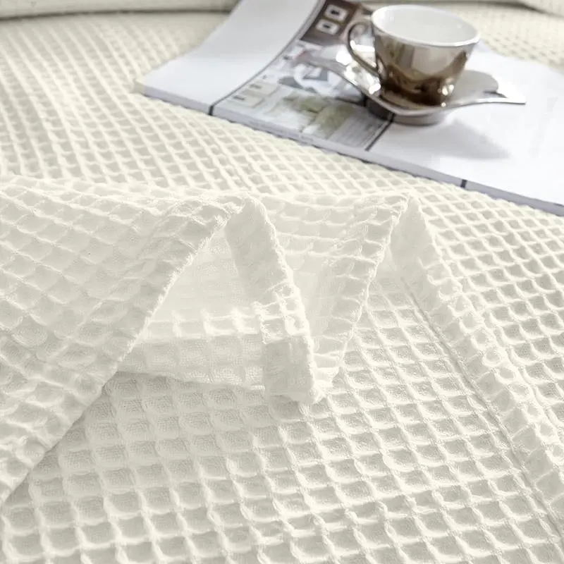 100% Cotton 350gsm Cream/Offwhite Large Chunky Waffle Blanket