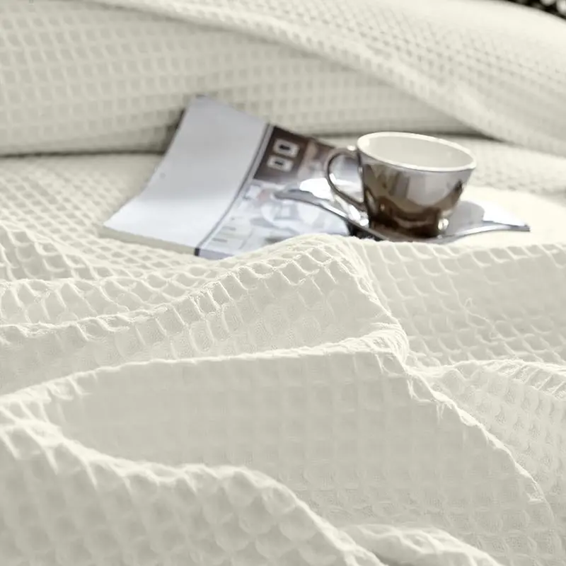 100% Cotton 350gsm Cream/Offwhite Large Chunky Waffle Blanket