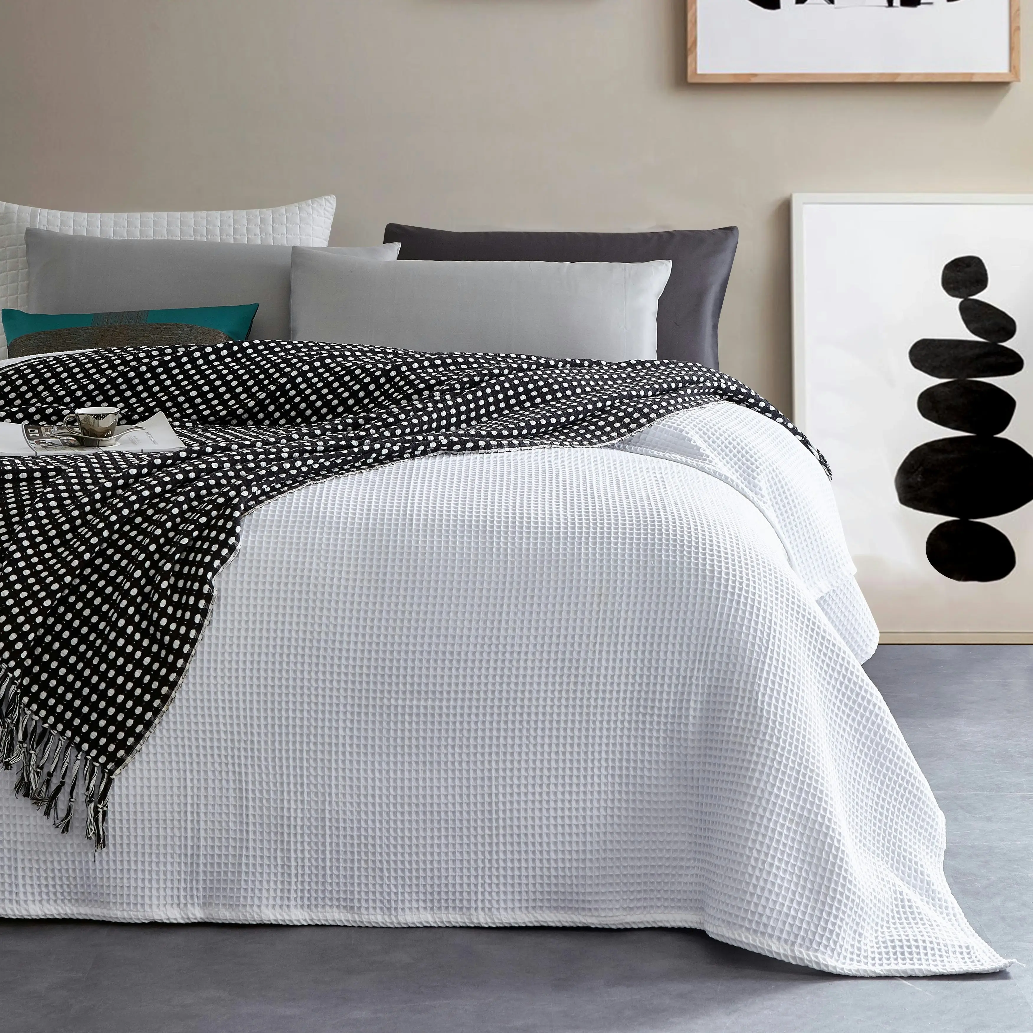 100% Cotton 350gsm White Large Chunky Waffle Blanket