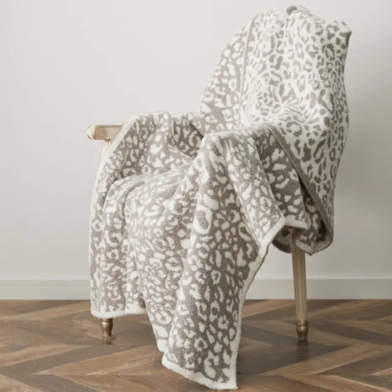 Leopard Pattern Microfibre Winter Blanket 130x160cm Super Soft Sofa Throw Rug