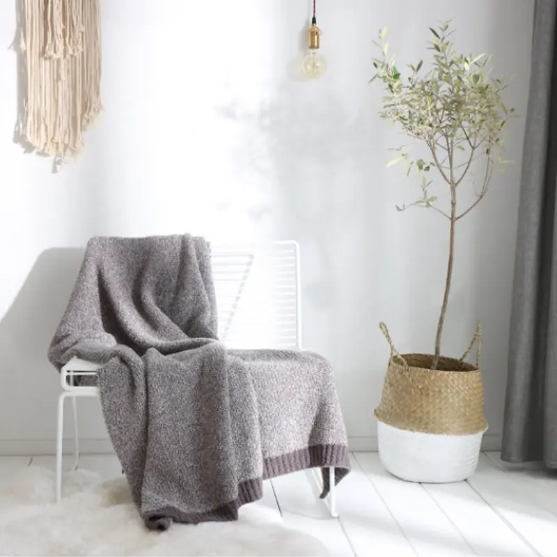 Acrylic Chenille Knitted Blanket Super Soft Plush Throw Rug Blanket 130x160cm