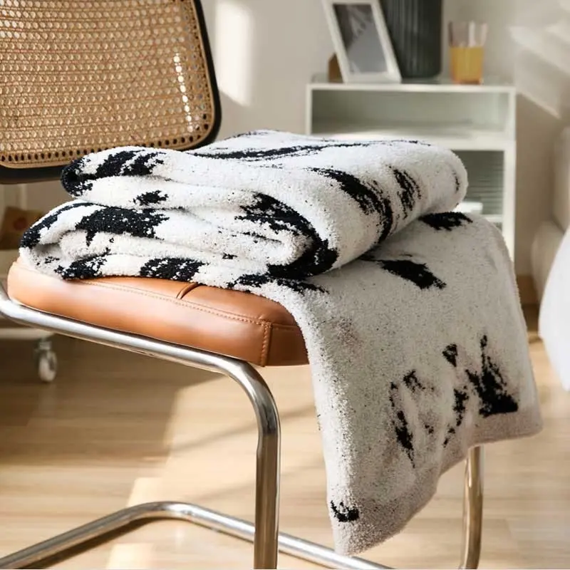 Super Soft Microfibre Winter White Blanket 130x160cm Cow Pattern Throw Rug