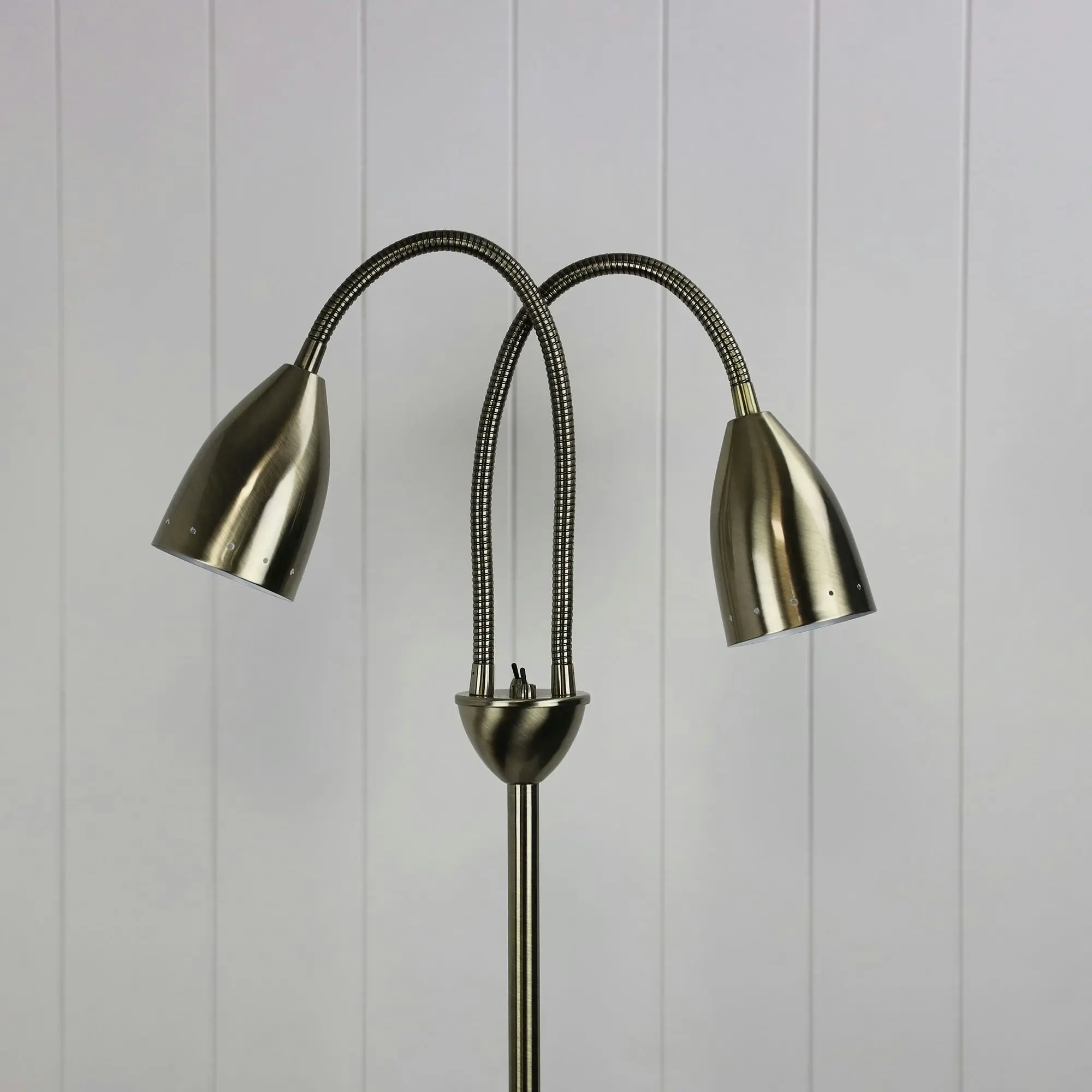 STAN Twin Flexible Neck Lamp Antique Brass