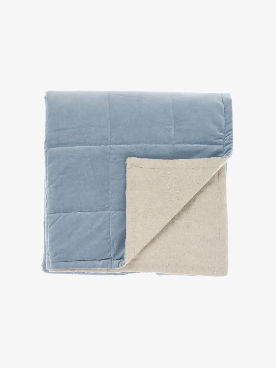 Linen House LOFT THROW - CORNFLOWER