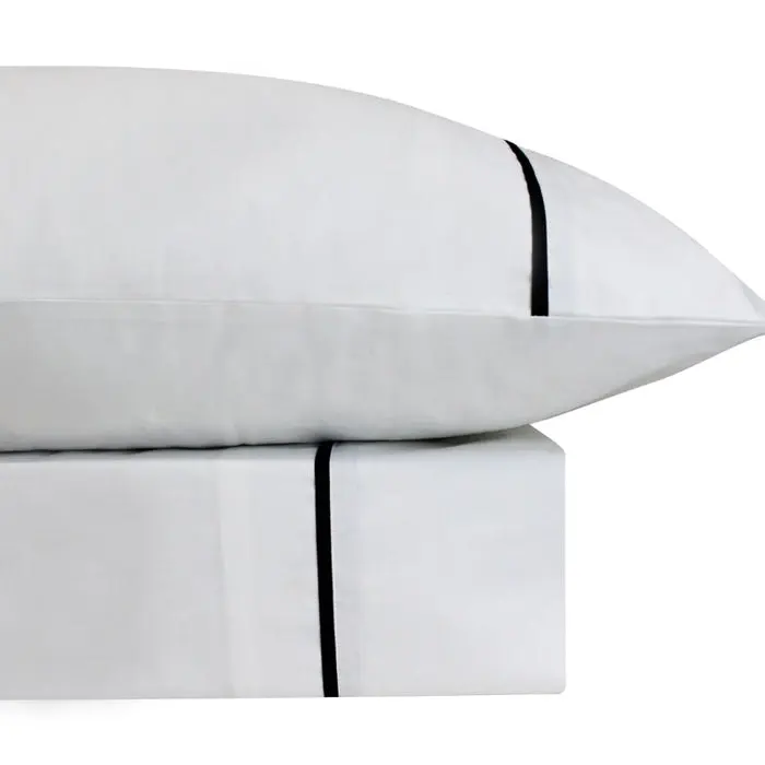 Bas Phillips New York Quilt Cover Set - White