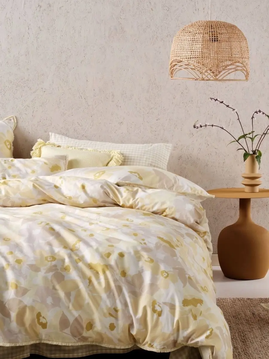 Linen House Daffodil Garden Quilt Cover Set