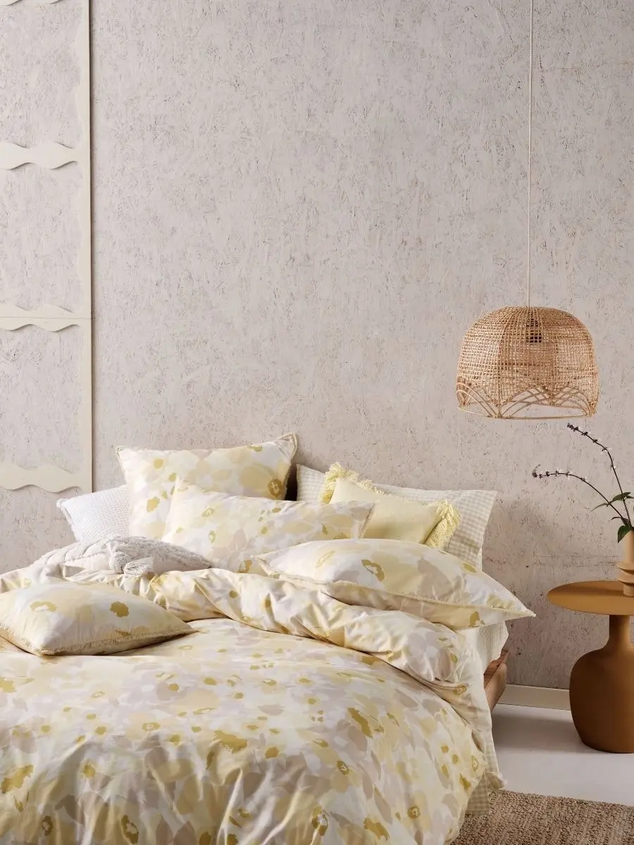 Linen House Daffodil Garden Quilt Cover Set