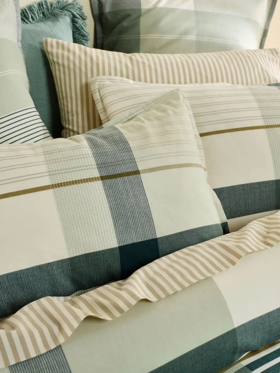 Linen House Levon Quilt Cover Set   Jade