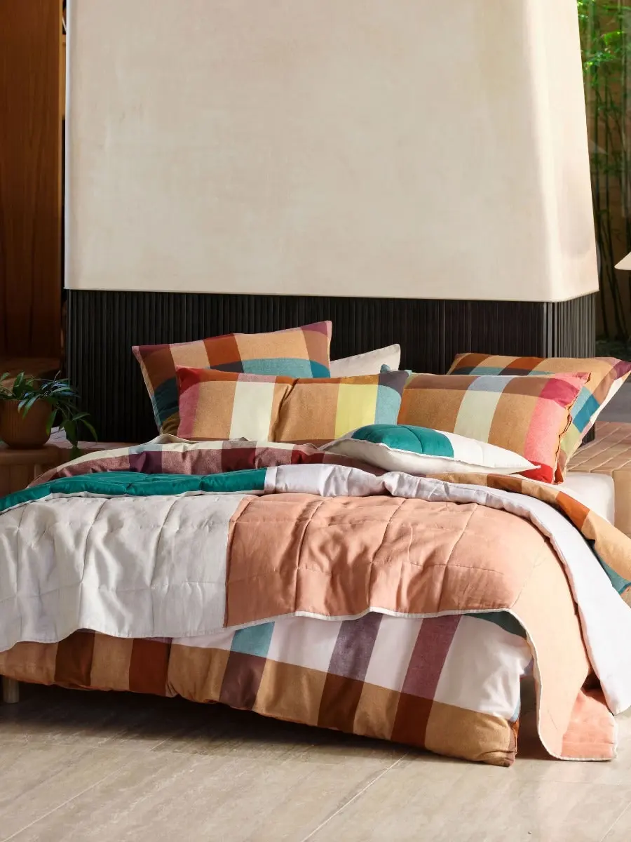 Linen House Eastwood Quilt Cover Set   Pecan