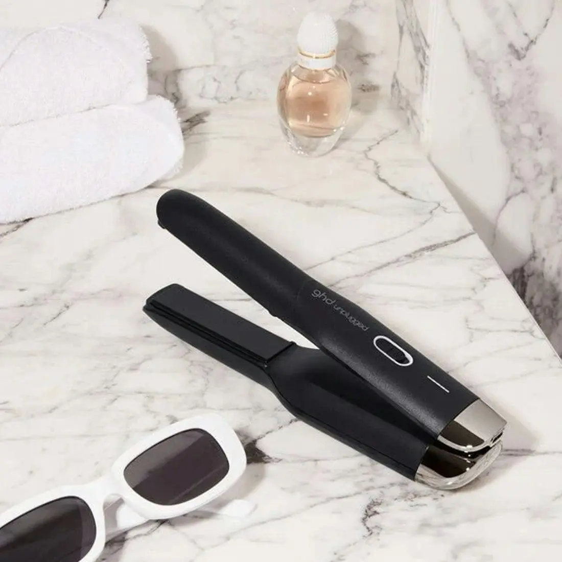 GHD Unplugged Cordless Styler Hair Straightener - Matte Black