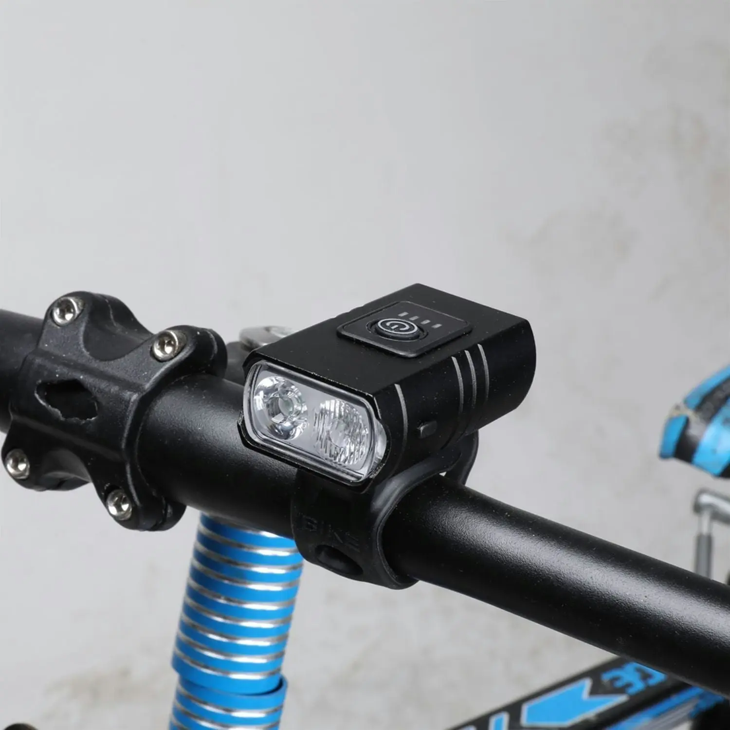 Kiliroo USB Rechargeable Bicycle Bike Light with Tail Light Waterproof 2 Bulbs