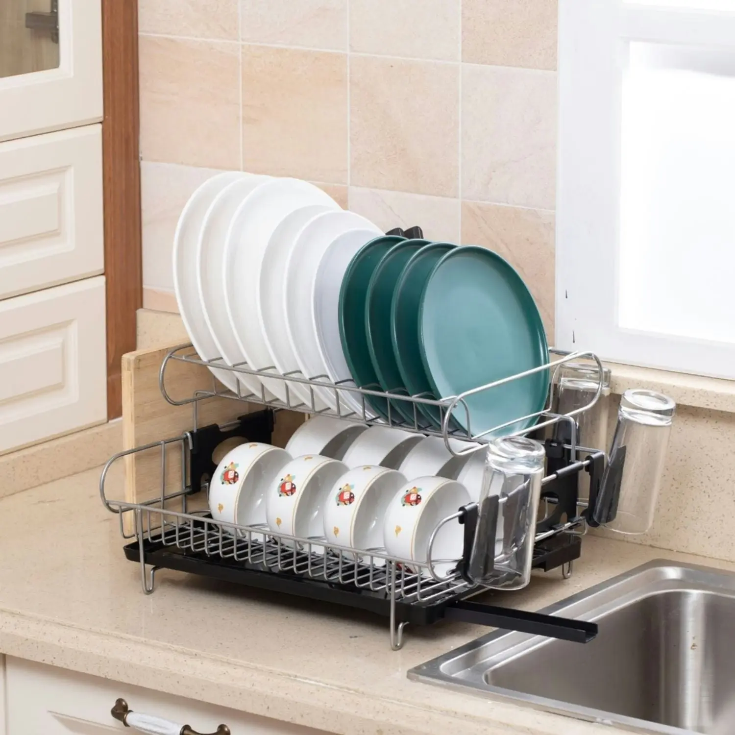 Gominimo 2-Tier Dish Drying Rack with Draining Board and Cup Holder Black