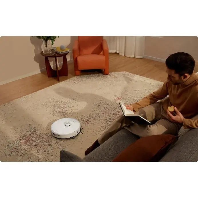 Roborock S8 MaxV Ultra Robotic Vacuum Cleaner - White