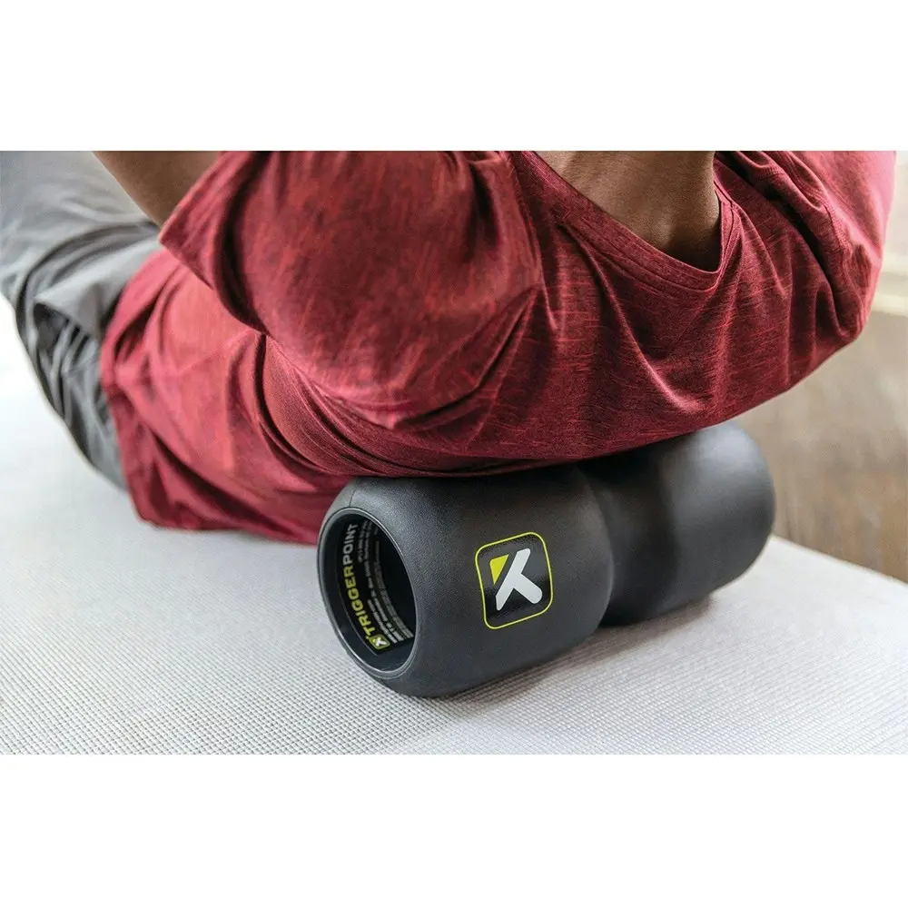 TriggerPoint CHANNEL Self Massaging Exercise Gym Workout Roller Size 13in Black