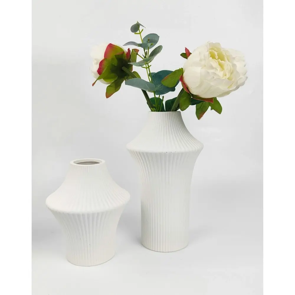 Urban Erina Ripple 22cm Ceramic Flower Vase Home Decor Display Table Pot White