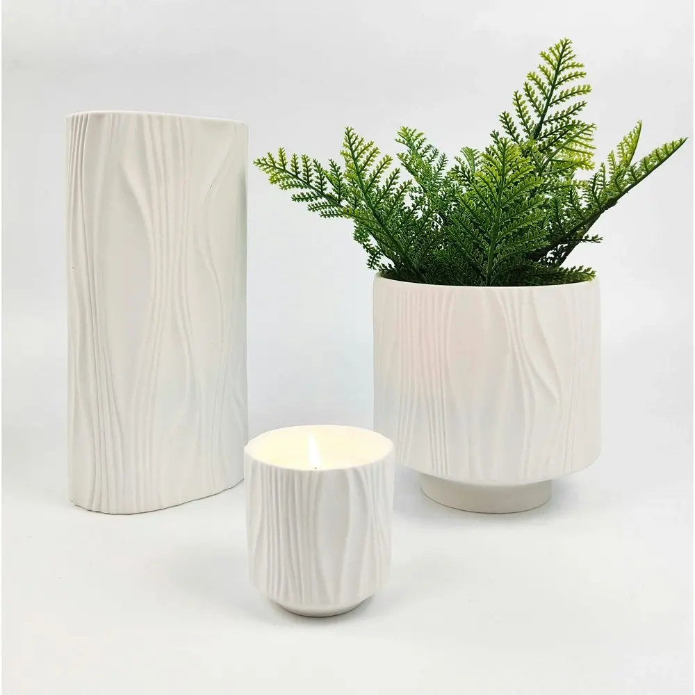 Urban Marlow Abstract Ripple Ceramic 175ml Scented Vanilla Candle Decor White