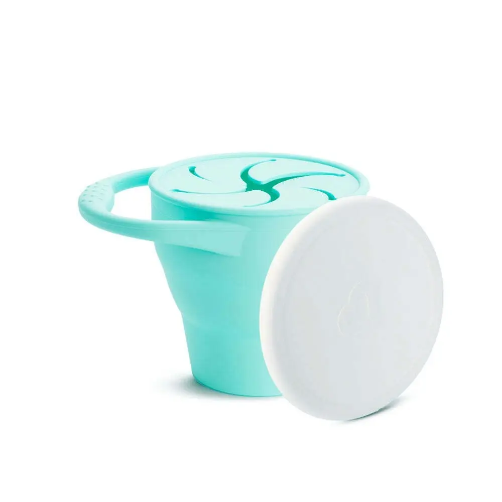 Munchkin C'est Silicone Fold Away Snack Catcher w/Lid & Grab Handle (Mint) 6M+