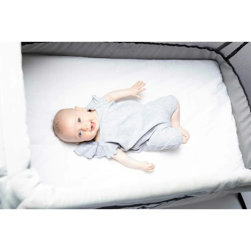 Spotty Giraffe The SleepOver Portable Lightweight Cot Size Travel Sheet White