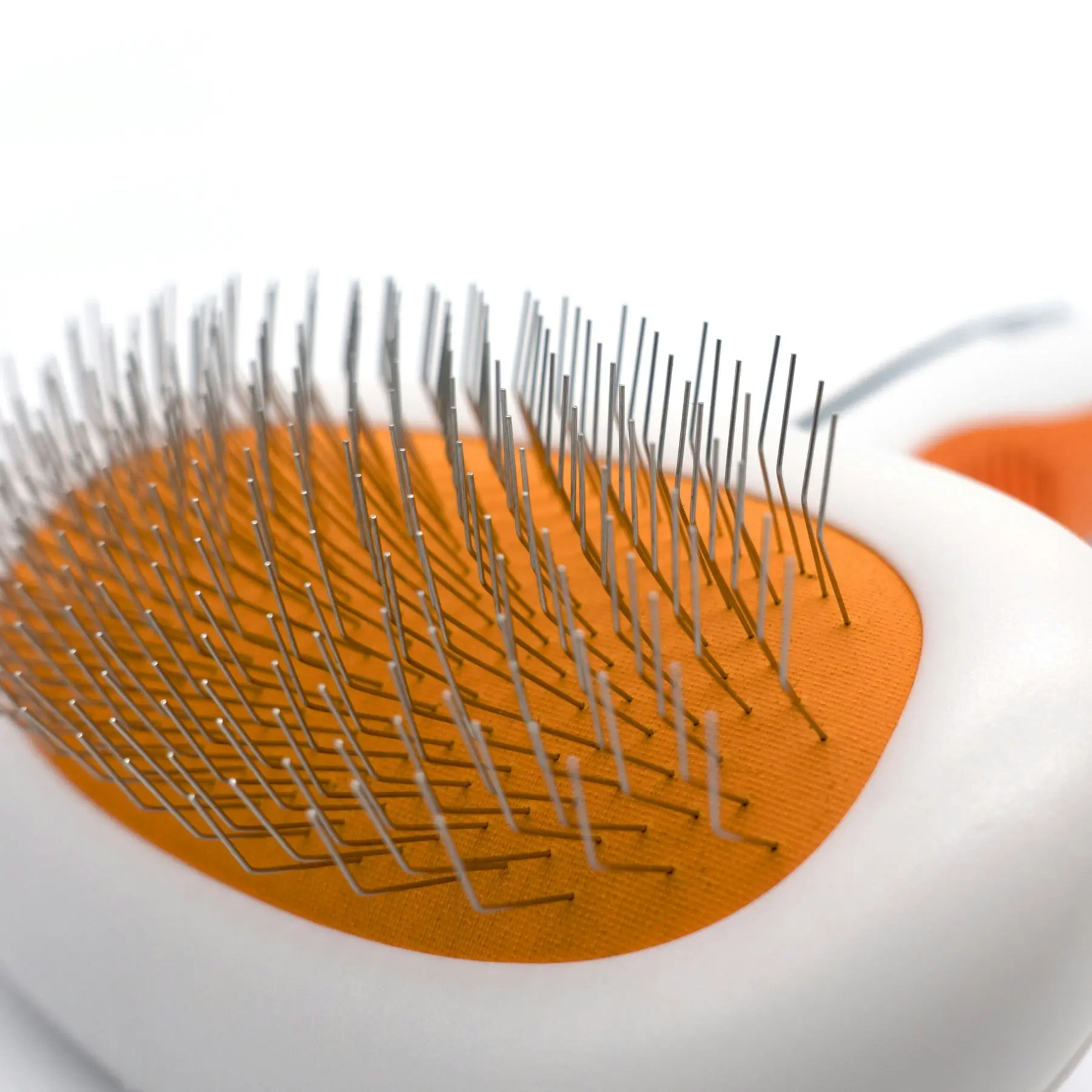 Wahl Orange and White Slicker Brush - Small