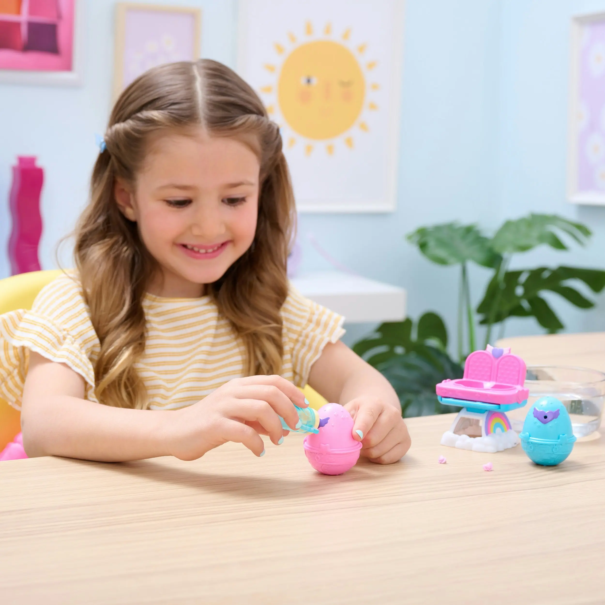 Hatchimals Alive! Hungry Hatchimals Nursery Pack