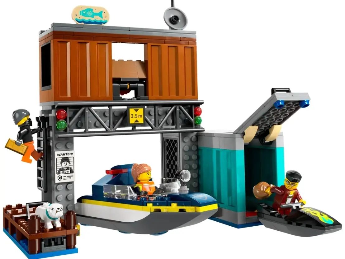 LEGO City Police Speedboat and Crooks' Hideout 60417