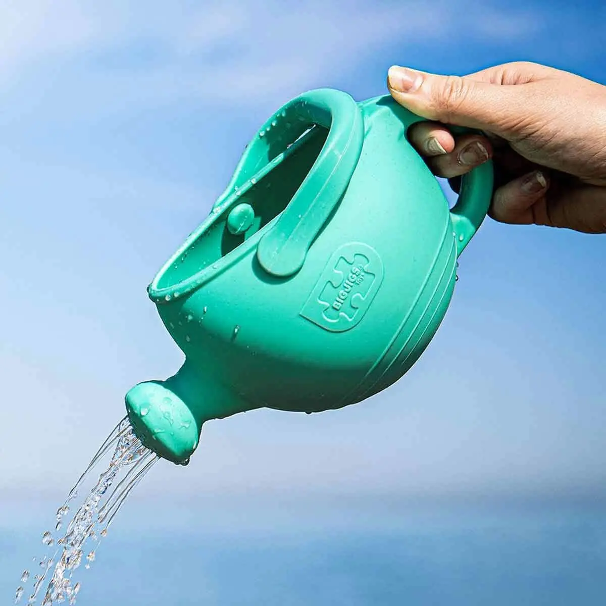 Bigjigs Toys 19cm Silicone Watering Can Kids/Children Toy  Eggshell Green 18m+