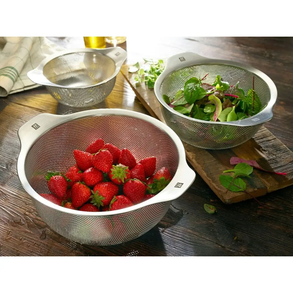 Zwilling Stainless Steel 16cm Colander Fruit/Vegetable Strainer w/ Handle Silver