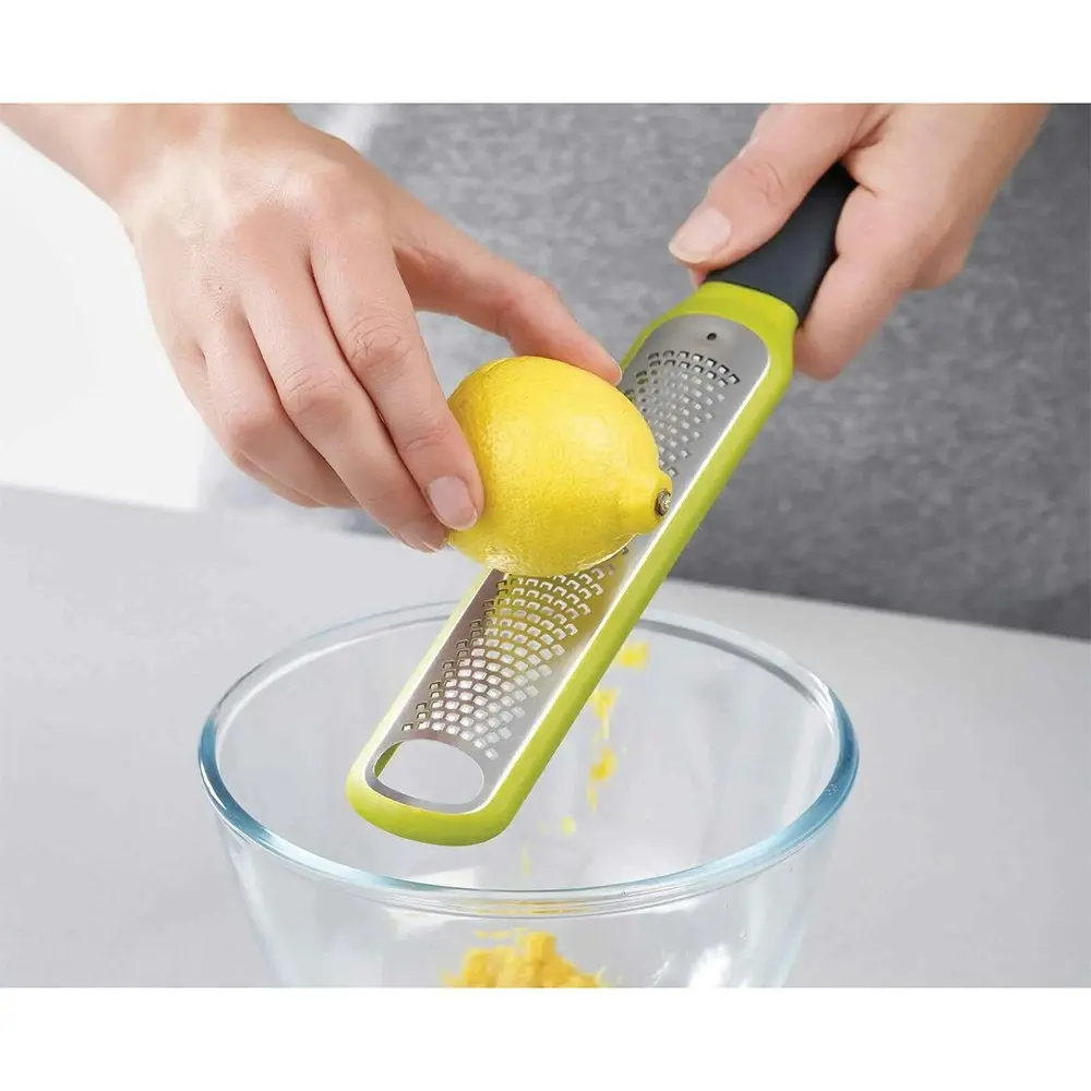 Joseph & Joseph 28cm Handi-Zest Zester Grater w/ Integrated Blade Wiper Green