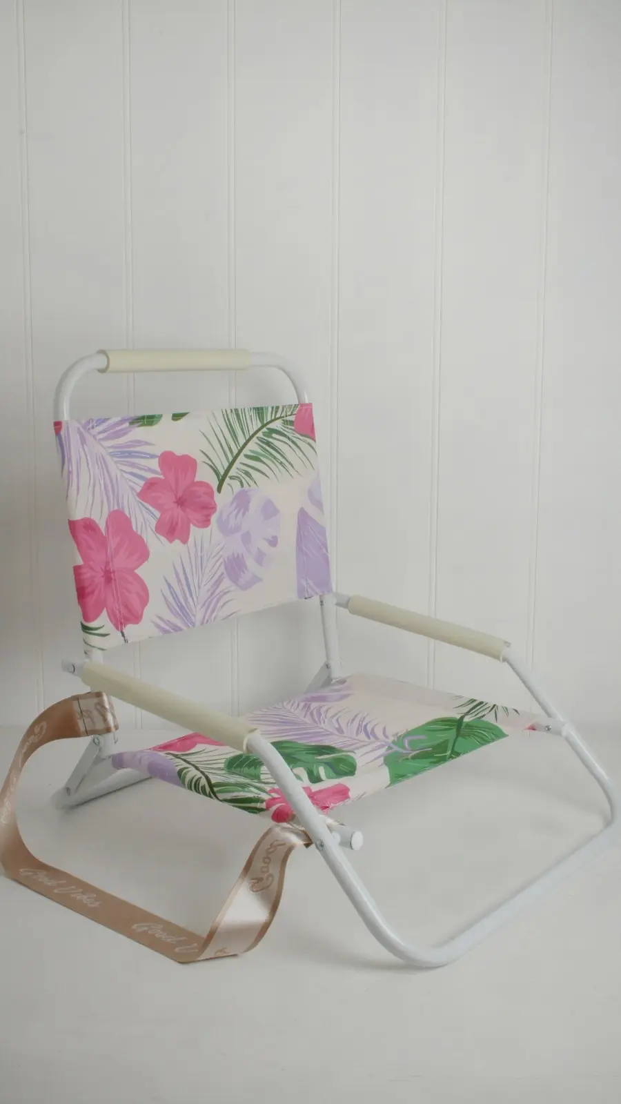 Good Vibes 60x58cm Beach/Outdoor Chair Foldable Hawaiian w/ Steel Frame White