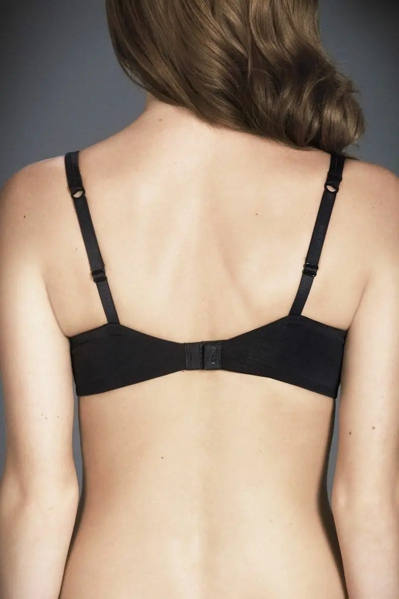 Berlei Barely There Contour Tshirt Bra Underwire Black