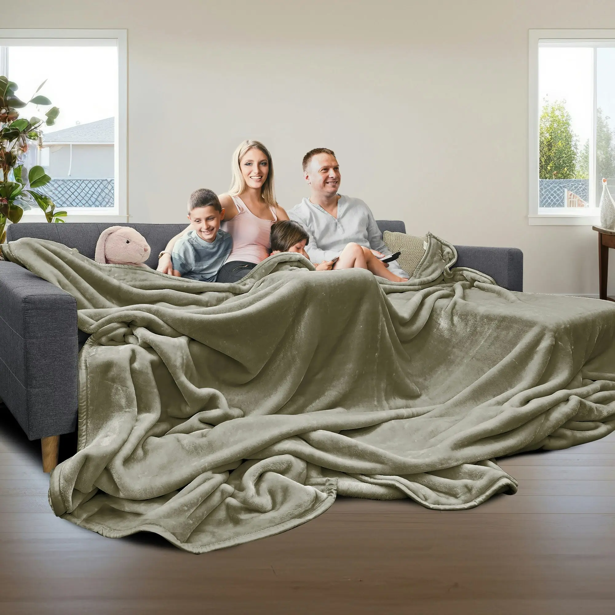 Laura Hill XL Double-Sided Oversized Faux Mink Blanket 305x305cm Olive