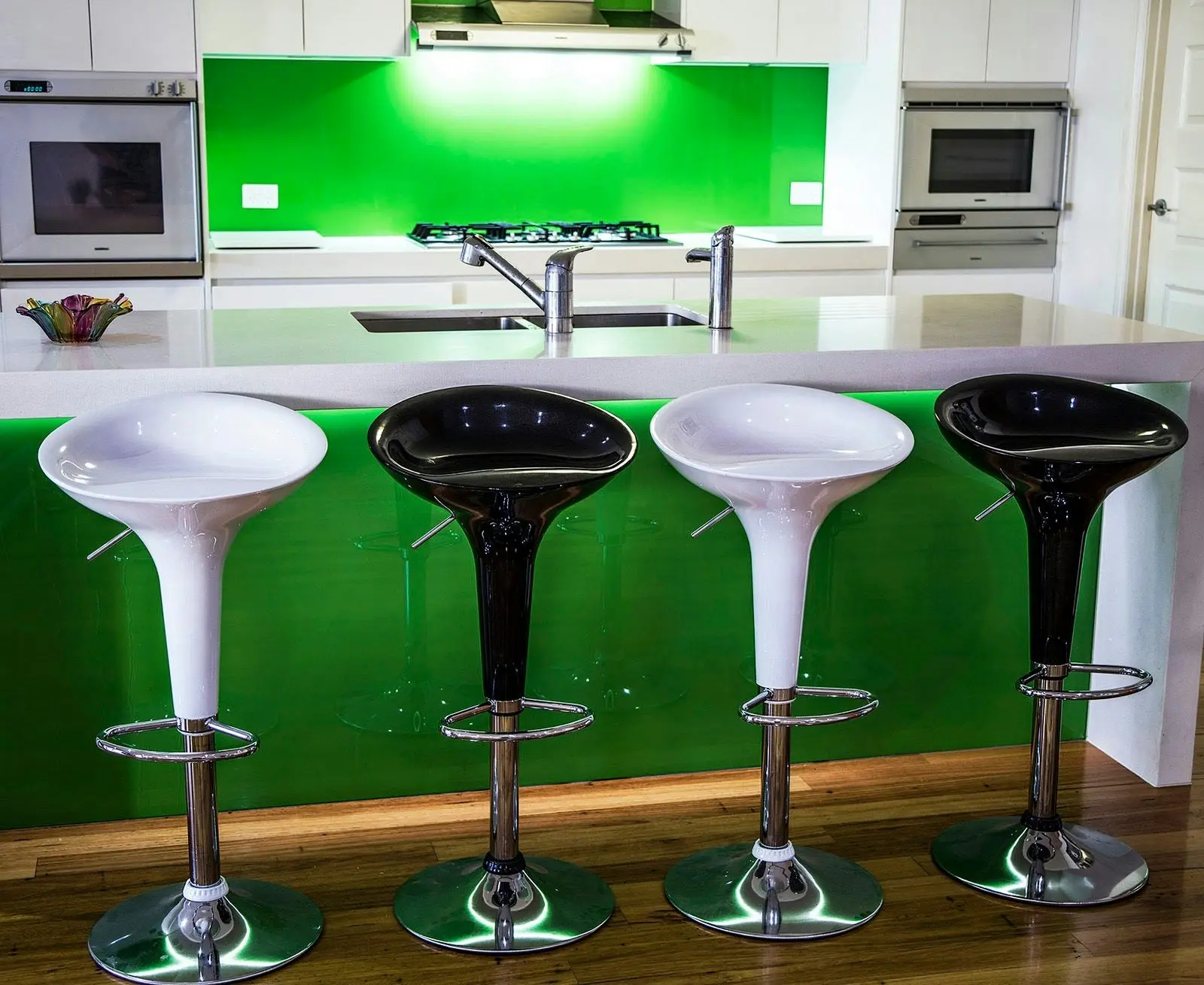 2 x Ace High Gloss Designer Bar Stools (WHITE - Set of 2)