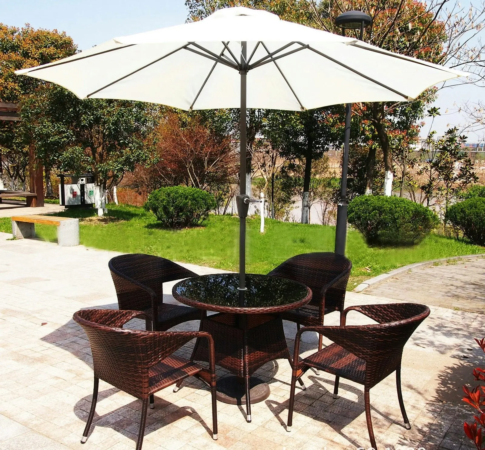 Alfresco 2.7m Steel Outdoor Garden Patio Market Umbrella (White)