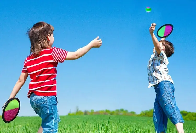 Grip Flip Toss Catch Ball Game Set