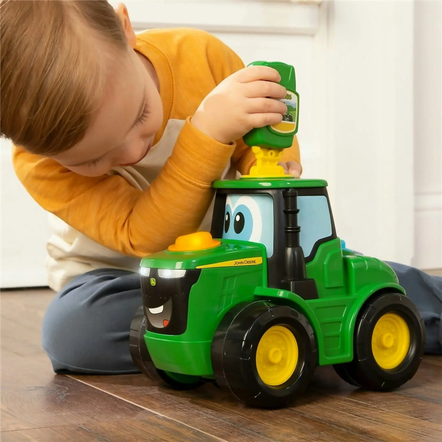 John Deere Kids - Key-n-go Johnny Tractor With 15 Interactive Ways To Play - Tomy