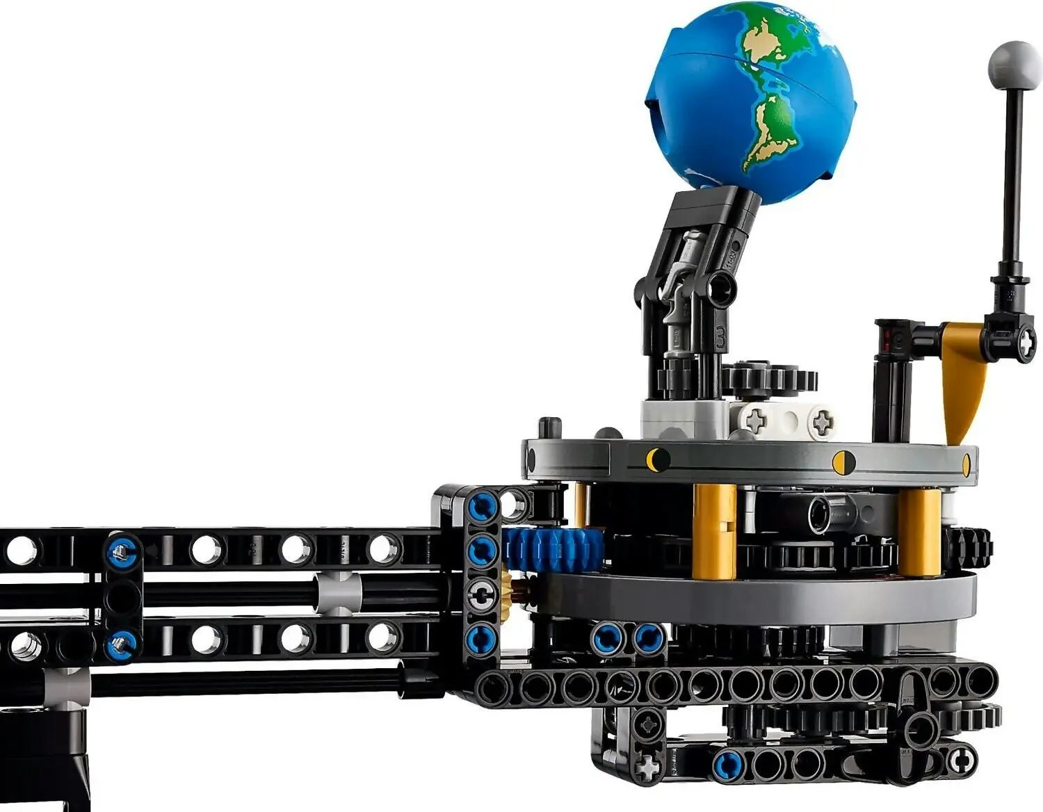 LEGO 42179 Planet Earth and Moon in Orbit - Technic