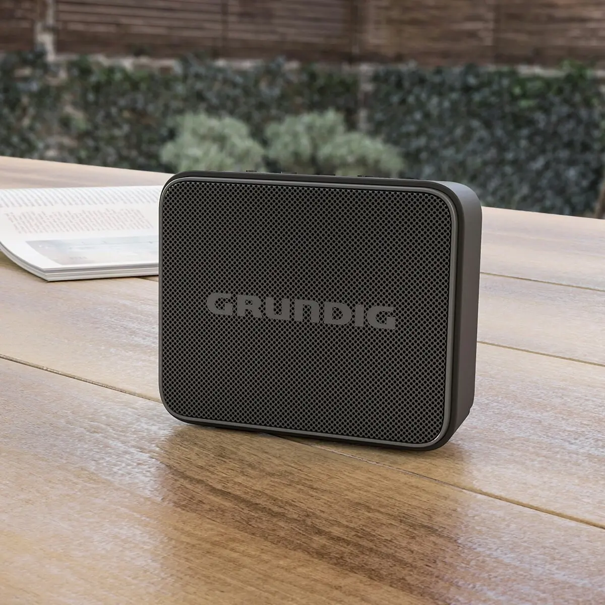 Grundig JAM Portable Bluetooth Speaker Black