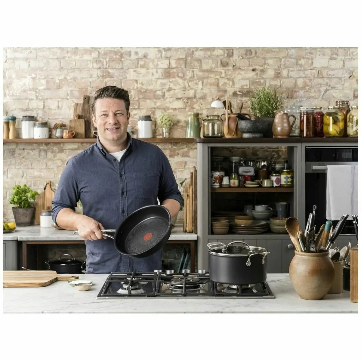 Tefal 30cm Jamie Oliver Cook's Classics Induction Non-Stick Hard Anodised Frypan