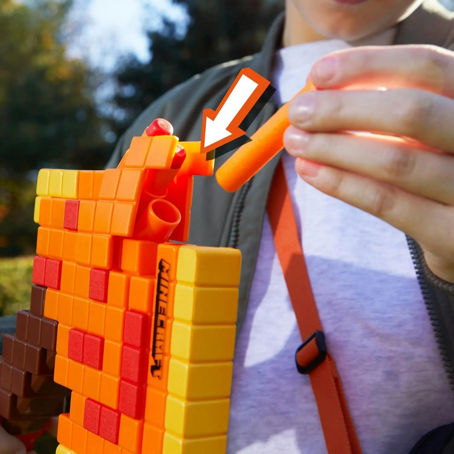 Nerf Minecraft Firebrand Dart Blasting Axe -6 Nerf Elite Foam Darts