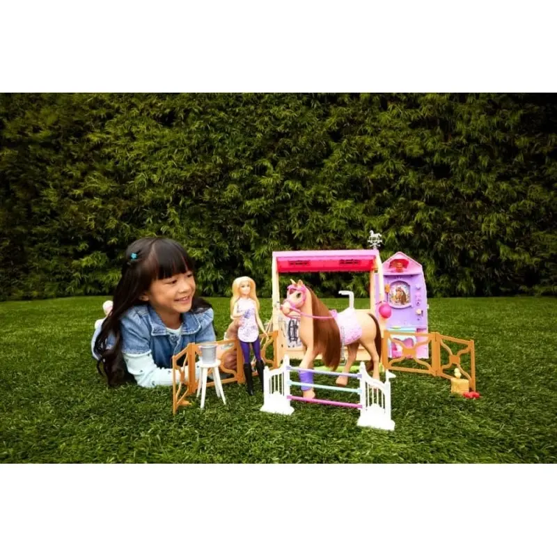 Barbie Mysteries: The Great Horse Chase Ultimate Stable Playset