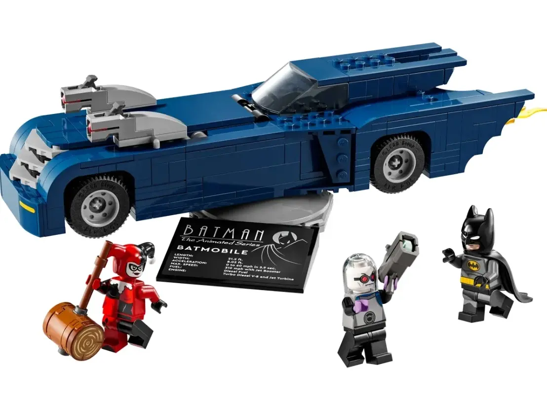 LEGO DC Batman with the Batmobile vs. Harley Quinn and Mr. Freeze 76274