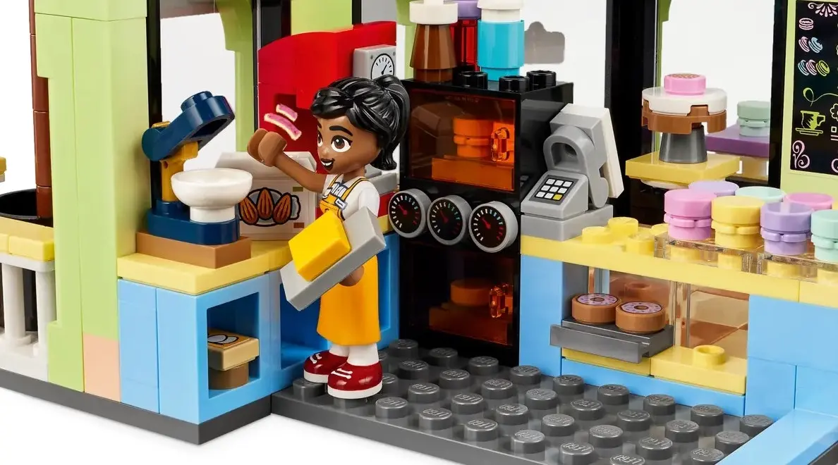 LEGO Friends Heartlake City Café 42618