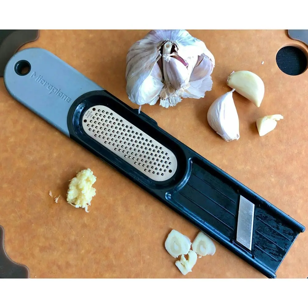 Microplane 3-in-1 Stainless Steel Ginger Grater Kitchen Slicer Utensil Black