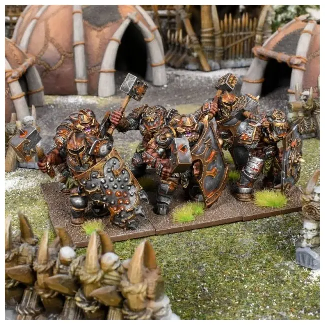 Mantic Games Kings Of War Ogre Siege Breaker Horde Tabletop Miniature Figure Toy