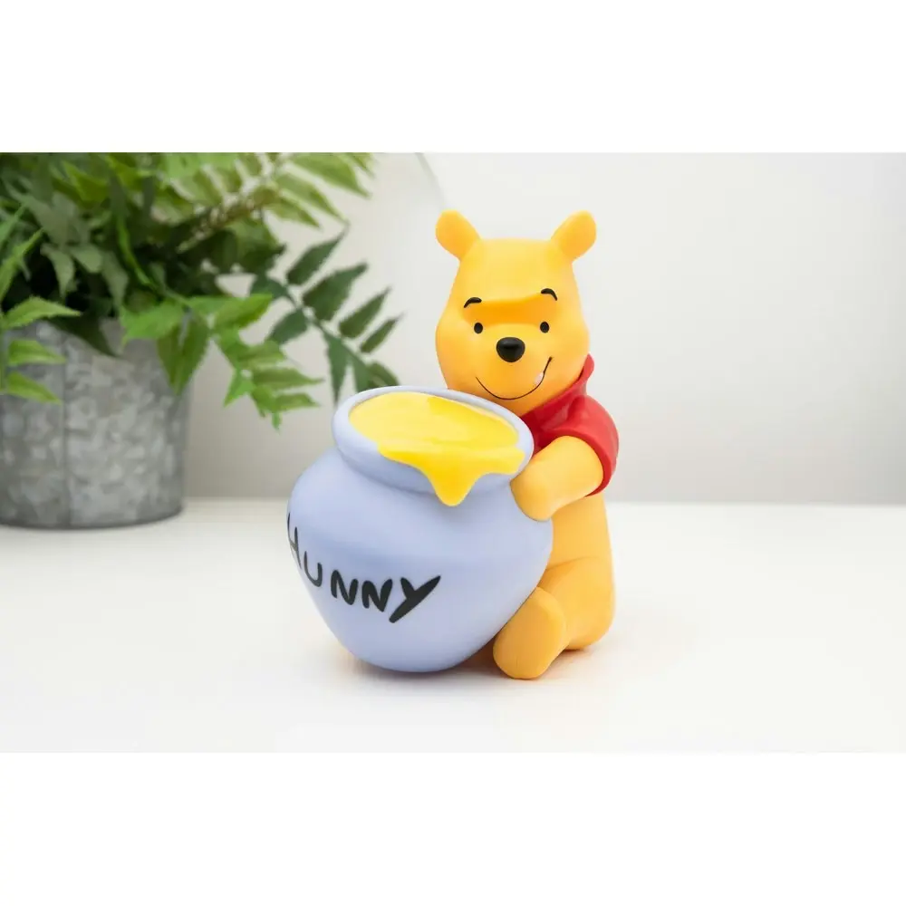 Disney 16.5cm Winnie the Pooh Light Home/Room Table Decorative Display Desk Lamp