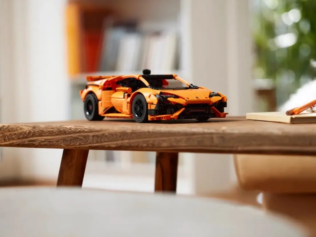 LEGO Technic Lamborghini Huracán Tecnica Orange 42196