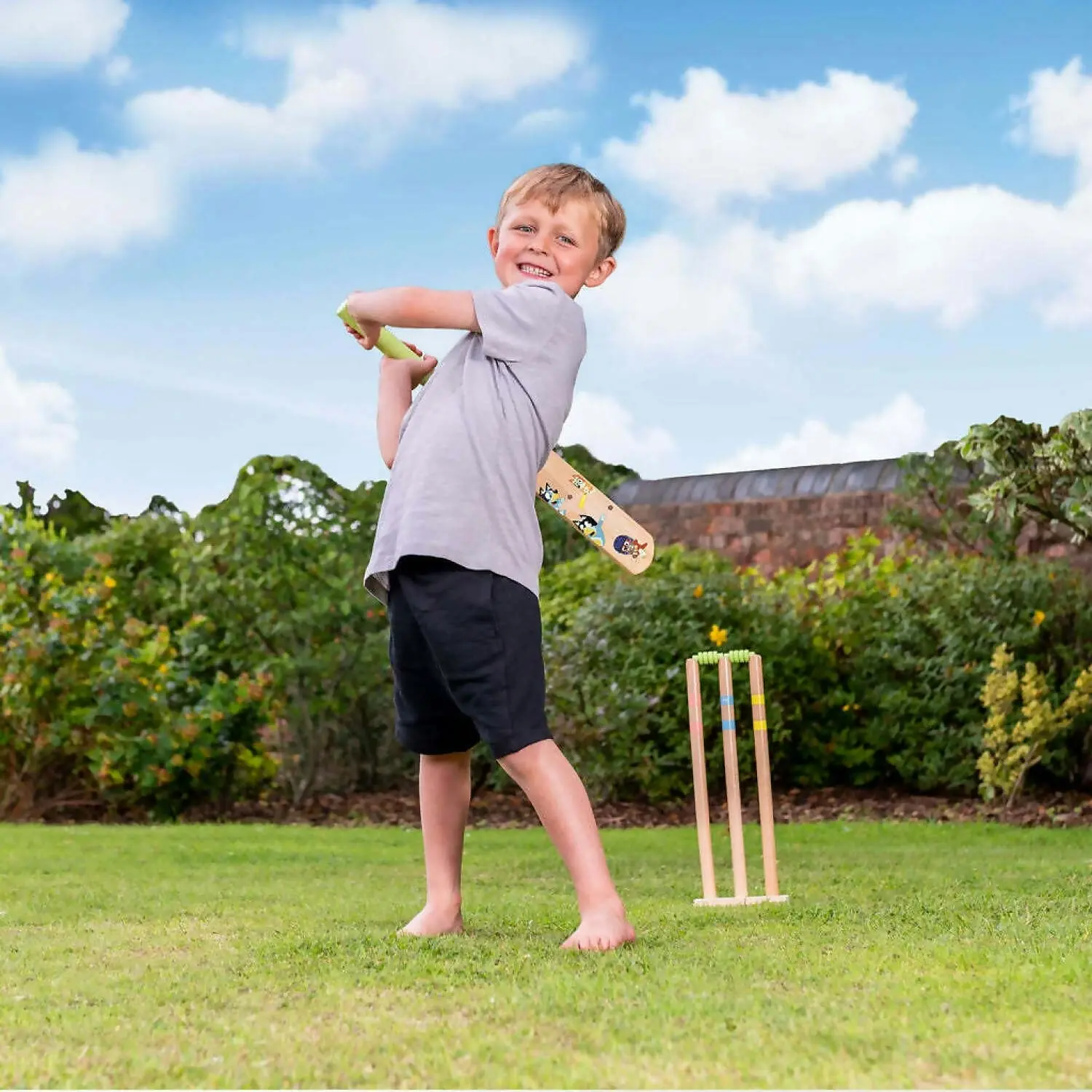 Bluey - Wooden Cricket Set - Jasnor