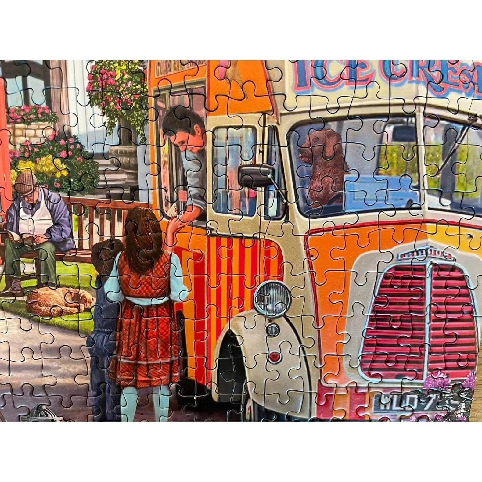 Gibsons - Boarding The Bus - Jigsaw Puzzle 1000 Pieces