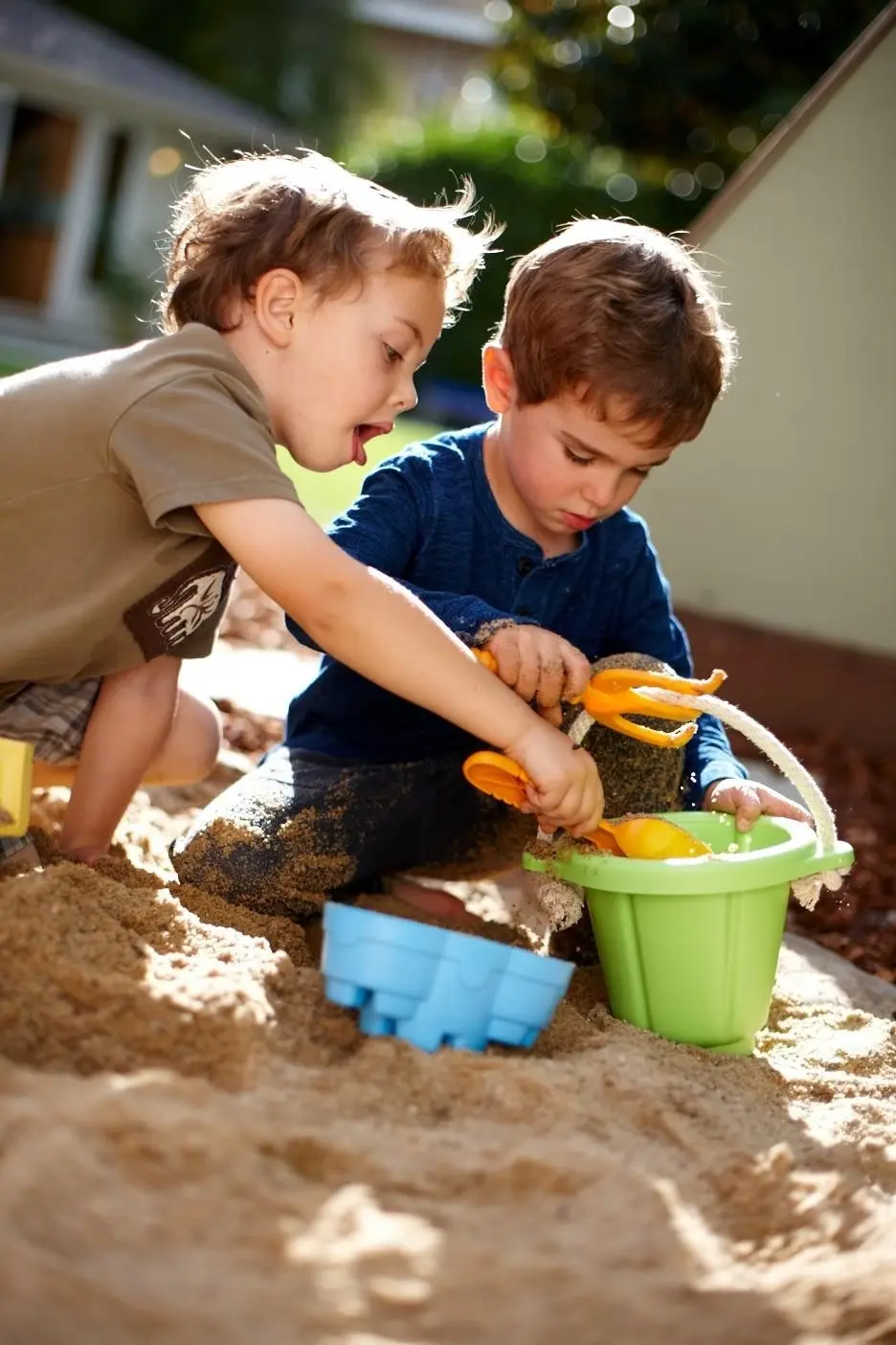 Sandpit and Sandbox 4 Piece Play Set